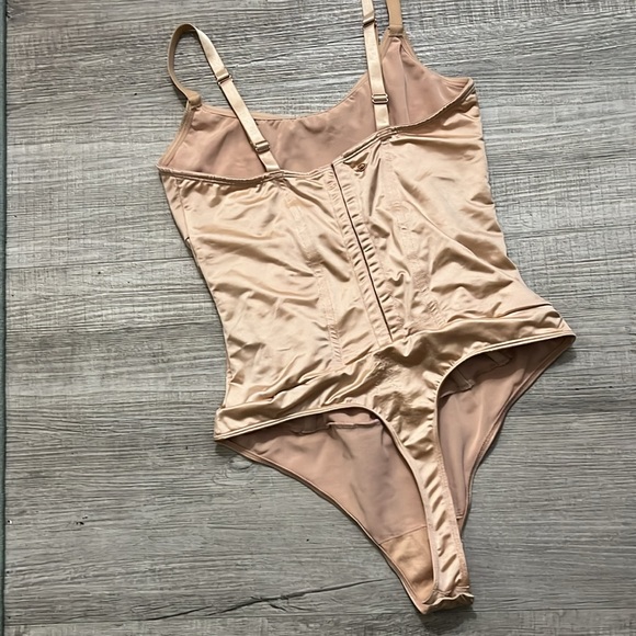 Body shaper - Picture 6 of 14